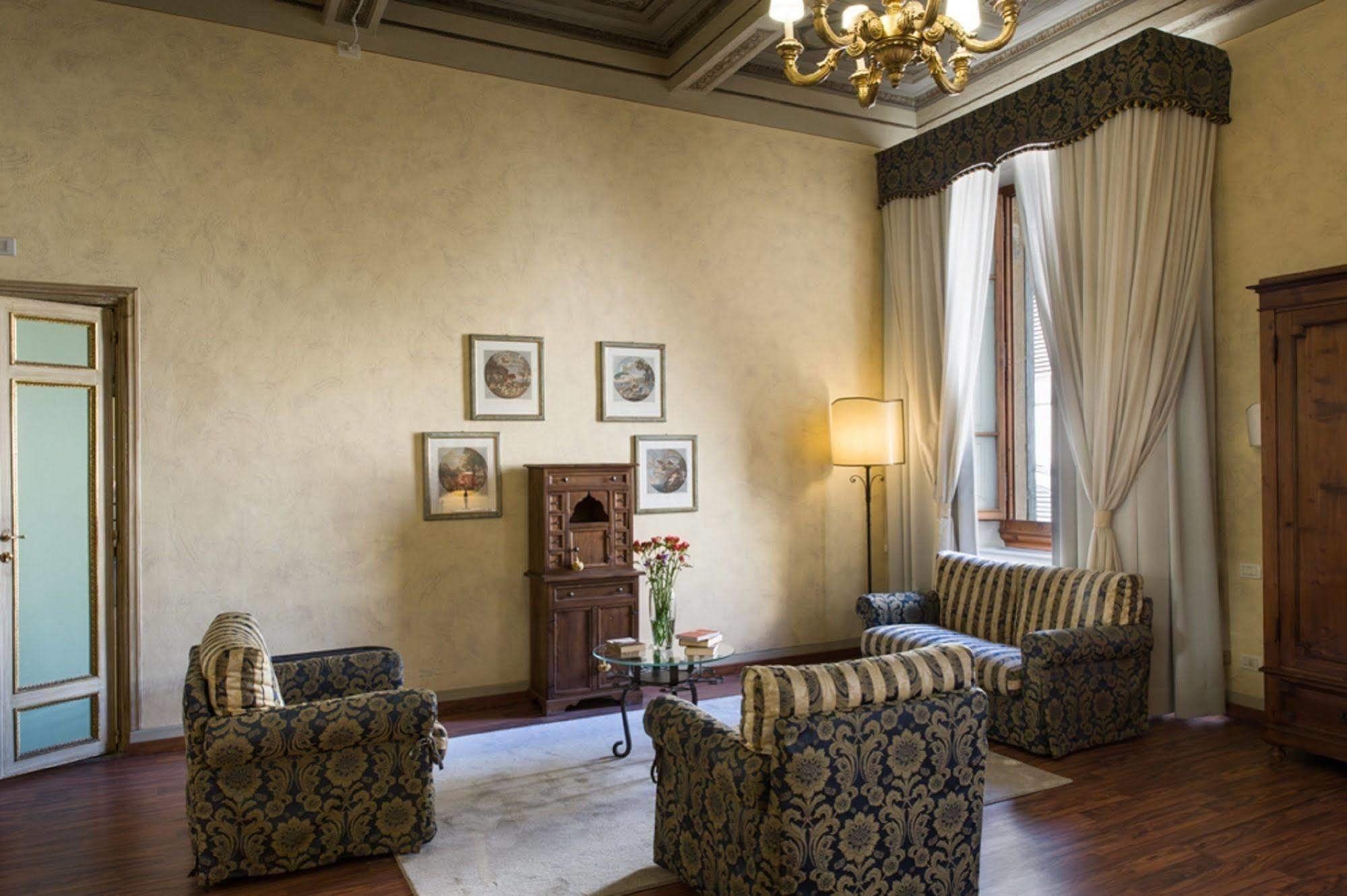 Residenza Castiglioni Bed and breakfast 4*